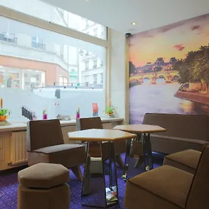 Grand Du Loiret 3*, Paris Fransa